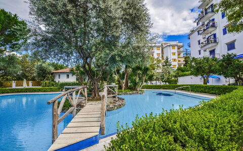 Casa Primavera: Blå, Svømmepøl, Udvej, Lejlighed, Hotel, Ejerlejlighed, Afspejling, Ferieby, Eco Hotel, Reflekterende Pool
