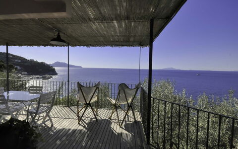 Casa Lubrense: Kyst, Hav, Coastal Og Oceaniske Landskabsformer, Altan, Ocean, Kyst, Udendørs Møbler, Stol, Bugt, Udvej