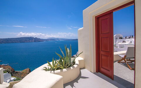 Caldera Suite: Hav, Coastal Og Oceaniske Landskabsformer, Kyst, Ocean, Design, Stol, Bugt, Stueplante, Villa