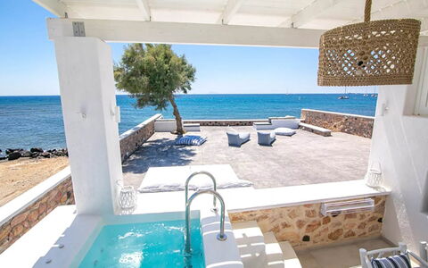 Maison Ranya: Blå, Hav, Udvej, Kyst, Ocean, Udendørs Møbler, Kyst, Skygge, Svømmepøl, Tropics