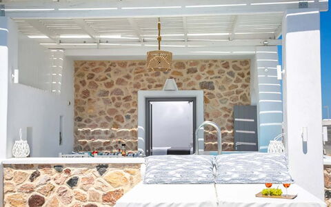 Maison Ranya: Udendørs Møbler, Stol, Skygge, Udvej, Design, Svømmepøl, Pergola, Villa, Udendørs Struktur, Hotel