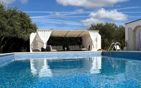 Trulli Maria: Blå, Svømmepøl, Kompositmateriale, Udvej, Skygge, Fritid, Udendørs Møbler, Hotel, Water Feature, Eco Hotel