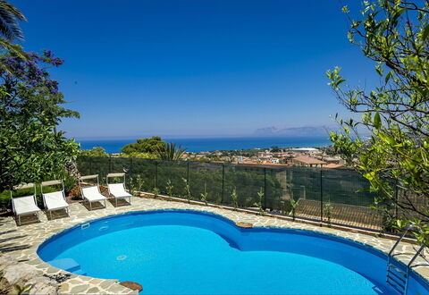 Villa Jamie