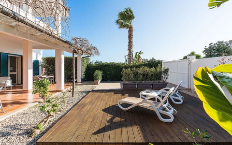 Kalimba: Skygge, Udvej, Have, Eco Hotel, Landscaping, Estate, Udendørs Møbler, Villa, Hacienda