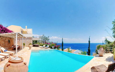 Villa Aspro: Blå, Svømmepøl, Udvej, Eco Hotel, Fritid, Villa, Hotel, Udendørs Møbler, Ferieby, Thermae