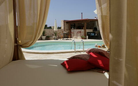 Masseria San Michele: Svømmepøl, Udvej, Udendørs Møbler, Skygge, Paraply, Stol, Eco Hotel, Udendørs Struktur, Hotel, Ferieby