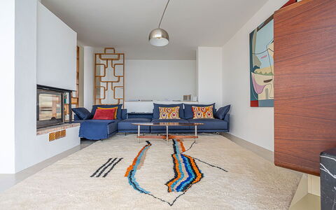 Villa Tagada: Gulvbelægning, Møbel, Indretning, Væg, Etage, Træ, Loft, Værelse, Belysning, Stue