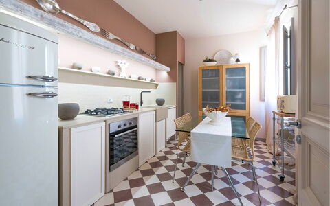 Dimora Simona: Indretning, Gulvbelægning, Køkken, Køkken Apparat, Etage, Møbel, Større Bandage, Træ, Cabinetry, Countertop
