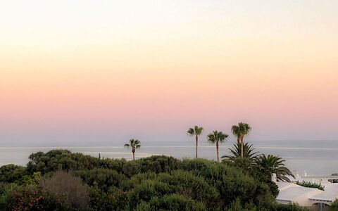 Villa Neper: Himmel, Daytime, Horisont, Skumring, Hav, Solnedgang, Ocean, Atmosfaeretryk Fænomen, Solopgang, Afterglow