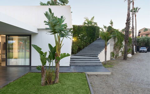 Villa Inga: Blad, Have, Landscaping, Skygge, Eco Hotel, Gårdsplads, Design, Gård, Hacienda