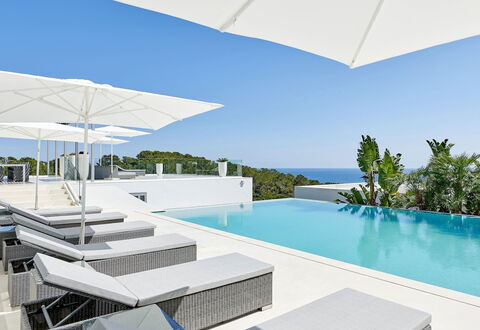 Villa Splendente: Svømmepøl, Udvej, Udendørs Møbler, Stol, Eco Hotel, Liggestol, Design, Hotel, Villa, Ferieby