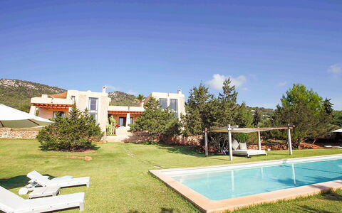 Villa Bouquet: Estate, Udvej, Eco Hotel, Have, Hacienda, Villa, Landscaping, Svømmepøl, Mansion, Stuehus