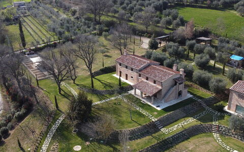 Villa Ripa: Græs, Estate, Landskab, Land Lot, Hjem, Almindeligt, Landdistrikt, Menneskelig Bosættelse, Stuehus, Sommerhus