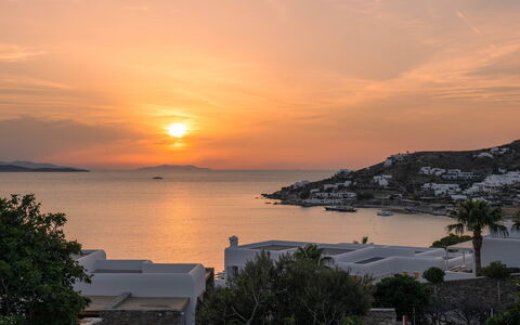 Villa Athella: Horisont, Skumring, Hav, Coastal Og Oceaniske Landskabsformer, Kyst, Solnedgang, Aften, Afterglow, Solopgang, Ocean