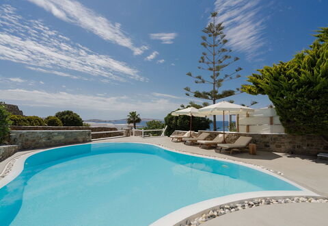 Villa Athella: Svømmepøl, Udvej, Udendørs Møbler, Hav, Eco Hotel, Ocean, Paraply, Tropics, Kyst, Hotel
