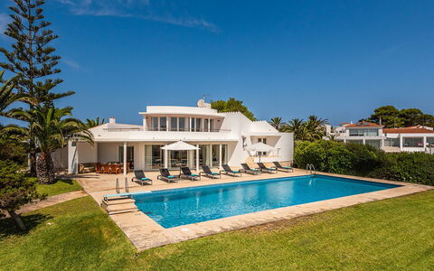 Villa the Cliff: Svømmepøl, Udvej, Estate, Mansion, Villa, Landscaping, Eco Hotel, Hacienda, Skygge