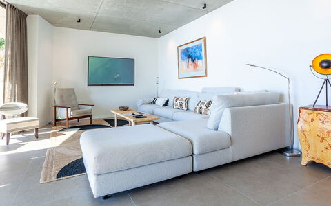 Villa Mirante: Møbel, Indretning, Couch, Gulvbelægning, Væg, Etage, Stue, Loft, Værelse, Lejlighed