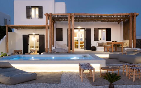 Villa Osiride: Udvej, Svømmepøl, Udendørs Struktur, Pergola, Udendørs Møbler, Design, Villa, Eco Hotel, Skygge, Stol