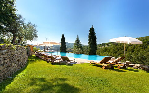 Borgo di San Biagio: Svømmepøl, Udendørs Møbler, Fritid, Eco Hotel, Villa, Liggestol, Evergreen