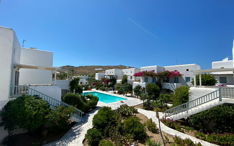 Mykonos Pool House 7: Have, Svømmepøl, Landscaping, Udvej, Altan, Gårdsplads, Villa, Eco Hotel, Hacienda