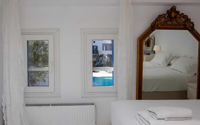Mykonos Pool House 8