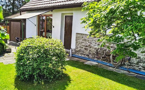 U Kohouta: Hus, Busk, Sommerhus, Tag, Hjem, Have, Bunddække, Backyard, Gård, Lawn
