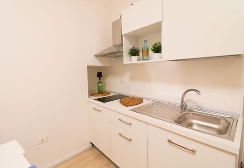 Penelope'S House Centro Storico: Indretning, Køkken, Countertop, Træ, Gulvbelægning, Køkken Apparat, Cabinetry, Etage, Større Bandage, Værelse