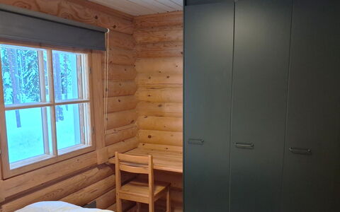 Njalla: Møbel, Stol, Udendørs Møbler, Bord, Træ, Udendørs Bord, Køkken & Spisebord, Skygge, Have, Paraply