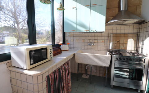 Noemi'S House in Otranto: Køkken, Countertop, Komfur, Indretning, Køkken Apparat, Gulvbelægning, Større Bandage, Gaskomfur, Komfur, Etage