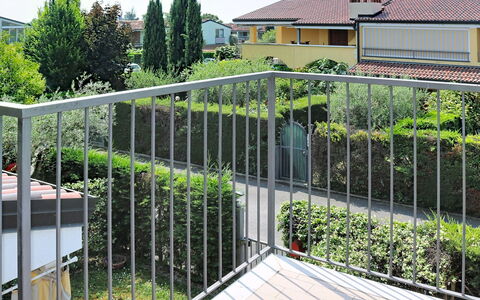 I Vigneti del Garda: Lejlighed, Udvej, Altan, Hotel, Svømmepøl, Ferieby, Strand