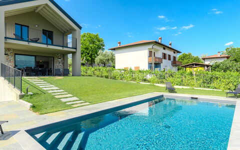 La Serena: Svømmepøl, Boligområde, Hus, Hjem, Estate, Udvej, Have, Villa, Landscaping, Eco Hotel