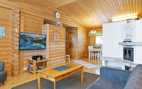 Millantupa: Træ, Sommerhus, Bjælkehytte, Loft, Hårdttræ, Udvej, Vinter, Fryser, Bejdse, Stue