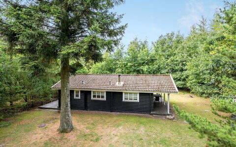 Iulger - 30Km from the Sea: Gulvbelægning, Etage, Loft, Indretning, Countertop, Køkken, Cabinetry, Værelse, Større Bandage, Lysarmatur