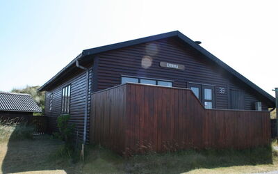 Rohan - 800M from the Sea