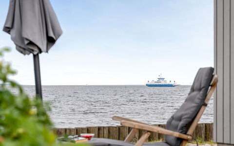 Signhild - 5M to the Fjord: Træ, Hus, Sommerhus, Hjem, Tag, Landdistrikt, Sidespor, Bjælkehytte, Garden Bygninger, Hårdttræ