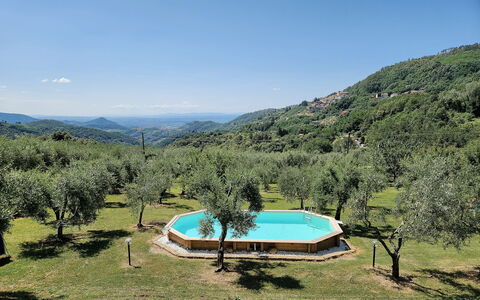 Il Casale di San Jacopo con Piscina Privata: Svømmepøl, Eco Hotel, Parkere, Hacienda, Stuehus, Backyard