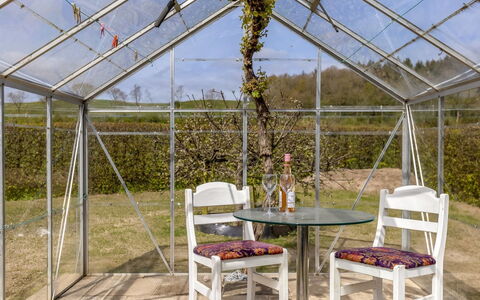 Wildemor - 30Km from the Sea: Skygge, Have, Udendørs Struktur, Naturmateriale, Design, Garden Bygninger, Baldakin, Dagslys, Plantation