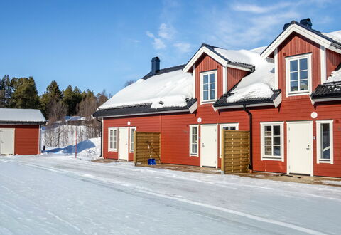 Svanhågna Gård: Træ, Sommerhus, Hjem, Hus, Tag, Sidespor, Vinter, Sne, Fryser, Hældning