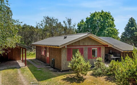 Leonor - 1.8Km from the Sea: Bygning, Træ, Hus, Tag, Landdistrikt, Sommerhus, Hjem, Land Lot, Almindeligt, Menneskelig Bosættelse