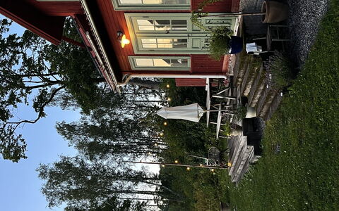 Drömhuset: Boligområde, Hjem, Hus, Dør, Lejlighed, Forstad, Altan, Gårdsplads, Gård, Indkørsel