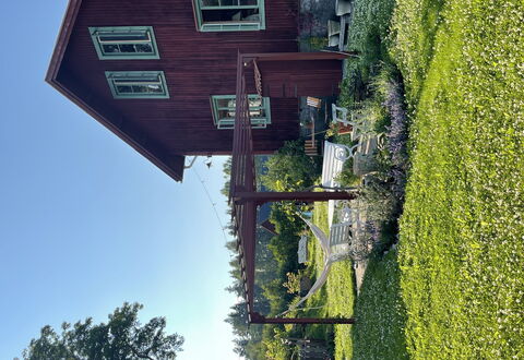 Drömhuset: Boligområde, Hjem, Hus, Dør, Lejlighed, Forstad, Altan, Gårdsplads, Gård, Indkørsel