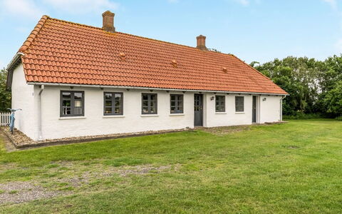 Nette - 15Km from the Sea: Himmel, Græs, Tag, Hus, Almindeligt, Hjem, Sommerhus, Landdistrikt, Land Lot, Stuehus