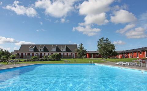 Yaris - 4.5Km from the Sea: Blå, Sommerhus, Hus, Hjem, Stuehus, Estate, Sidespor