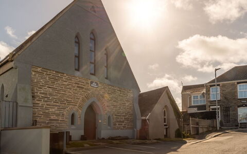 The Old Chapel: Lejlighed, Altan, Ejerlejlighed, Hotel, Skygge