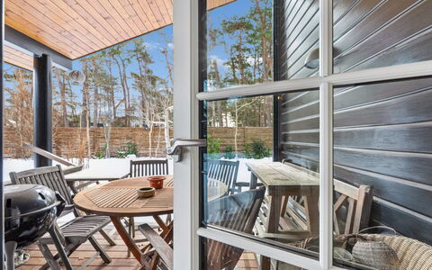 Hoat - 250M from the Sea: Træ, Dæk, Kompositmateriale, Hårdttræ, Trægulve, Planke, Veranda, Bejdse, Stol, Glas