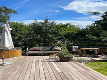 Hoat - 250M from the Sea