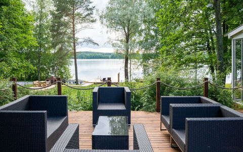 Aurinko Vanaja: Møbel, Udendørs Møbler, Bord, Stol, Udendørs Bord, Skygge, Kaffebord, Dæk, Have, Gårdhave