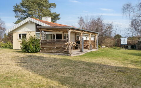 Paale - 395M from the Sea: Træ, Hus, Sommerhus, Tag, Hjem, Landdistrikt, Land Lot, Almindeligt, Skygge, Backyard