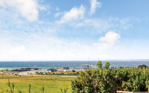 Delan - 650M from the Sea: Himmel, Blå, Daytime, Horisont, Hav, Sommer, Kyst, Coastal Og Oceaniske Landskabsformer, Ocean, Kyst