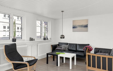 Annetta - 165M from the Sea: Blå, Sommerhus, Hus, Hjem, Stuehus, Estate, Sidespor